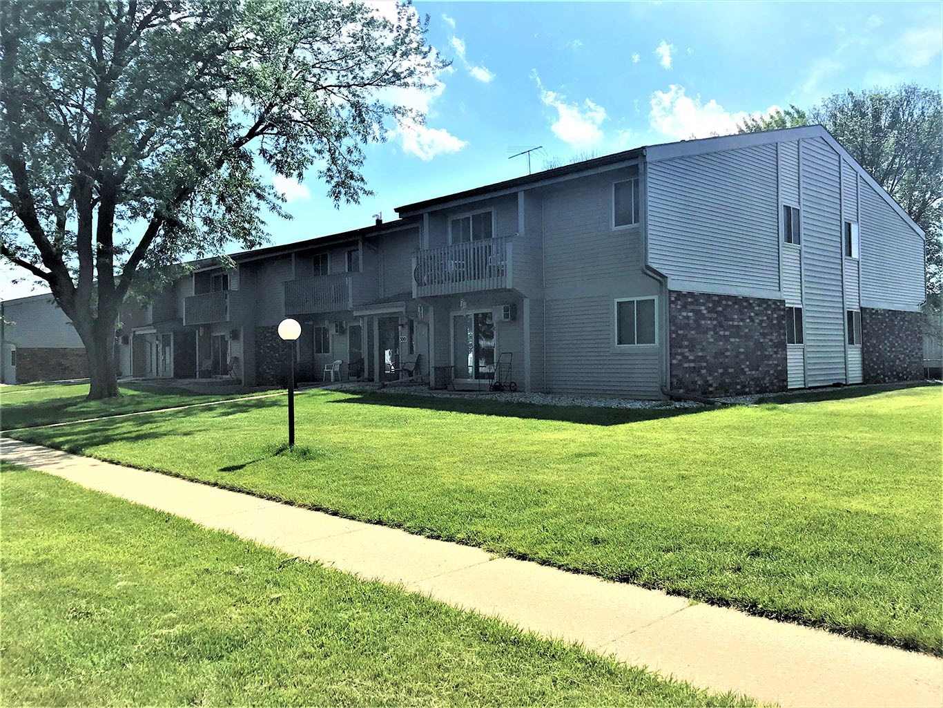 Village Glenn Apartments eBrochure